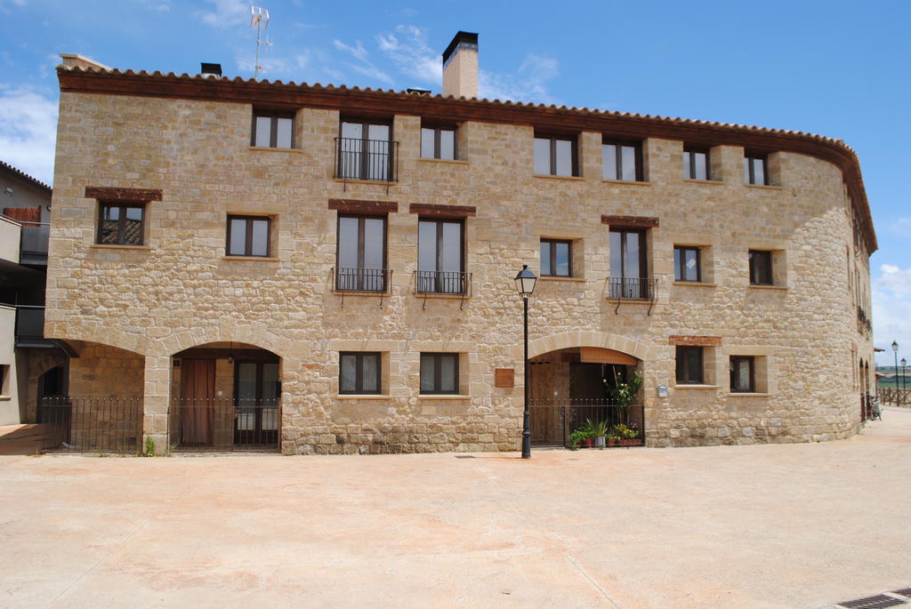 Apartamentos Turisticos Mallos De Huesca Ayerbe Exterior foto